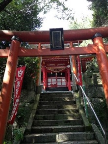 黒岩稲荷神社.jpg