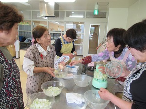 ホウ酸だんご1.jpg